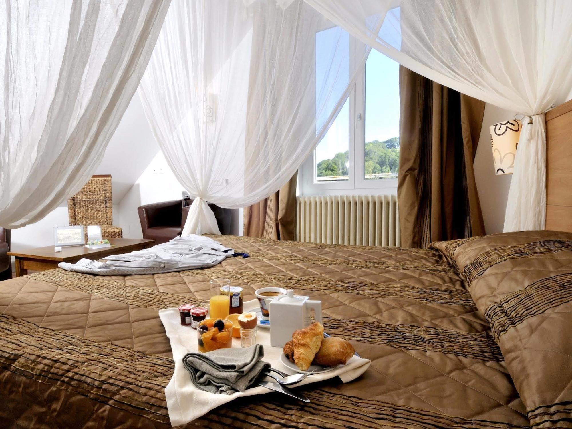 Contact Hotel Le Relais De Vellinus Beaulieu-sur-Dordogne Kültér fotó